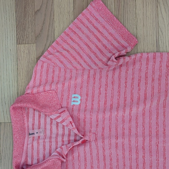 Wilson Coral Striped Polo Size Medium - Picture 2 of 9